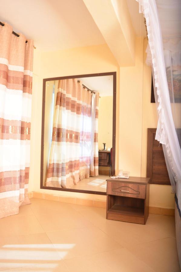 The Siron Place Hotel Ongata Rongai エクステリア 写真